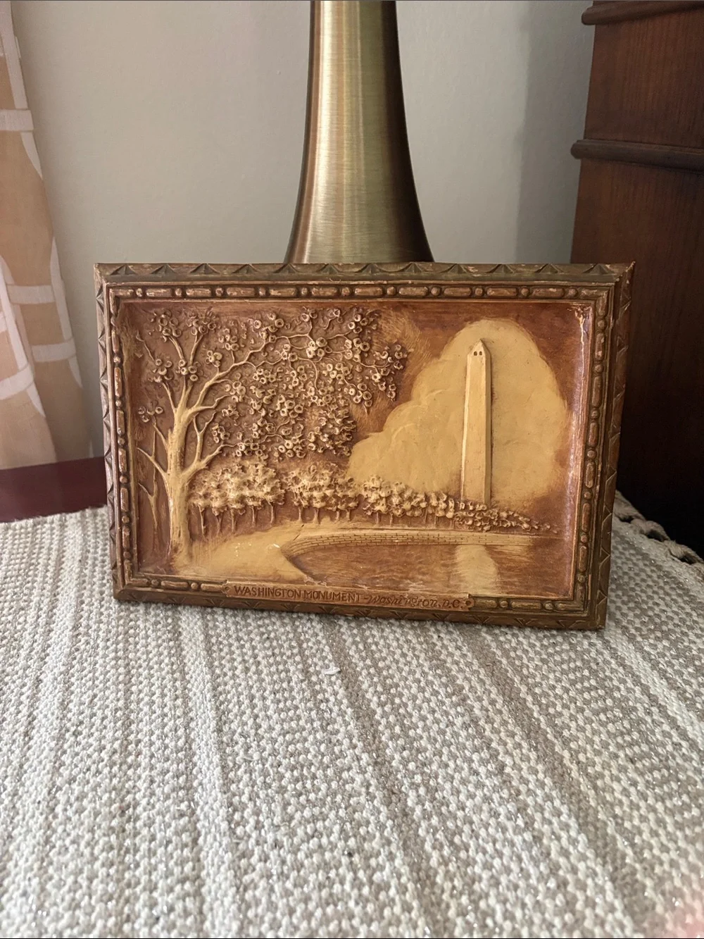 VTG Relief Carving of Washington Monument - Picture 1 of 4